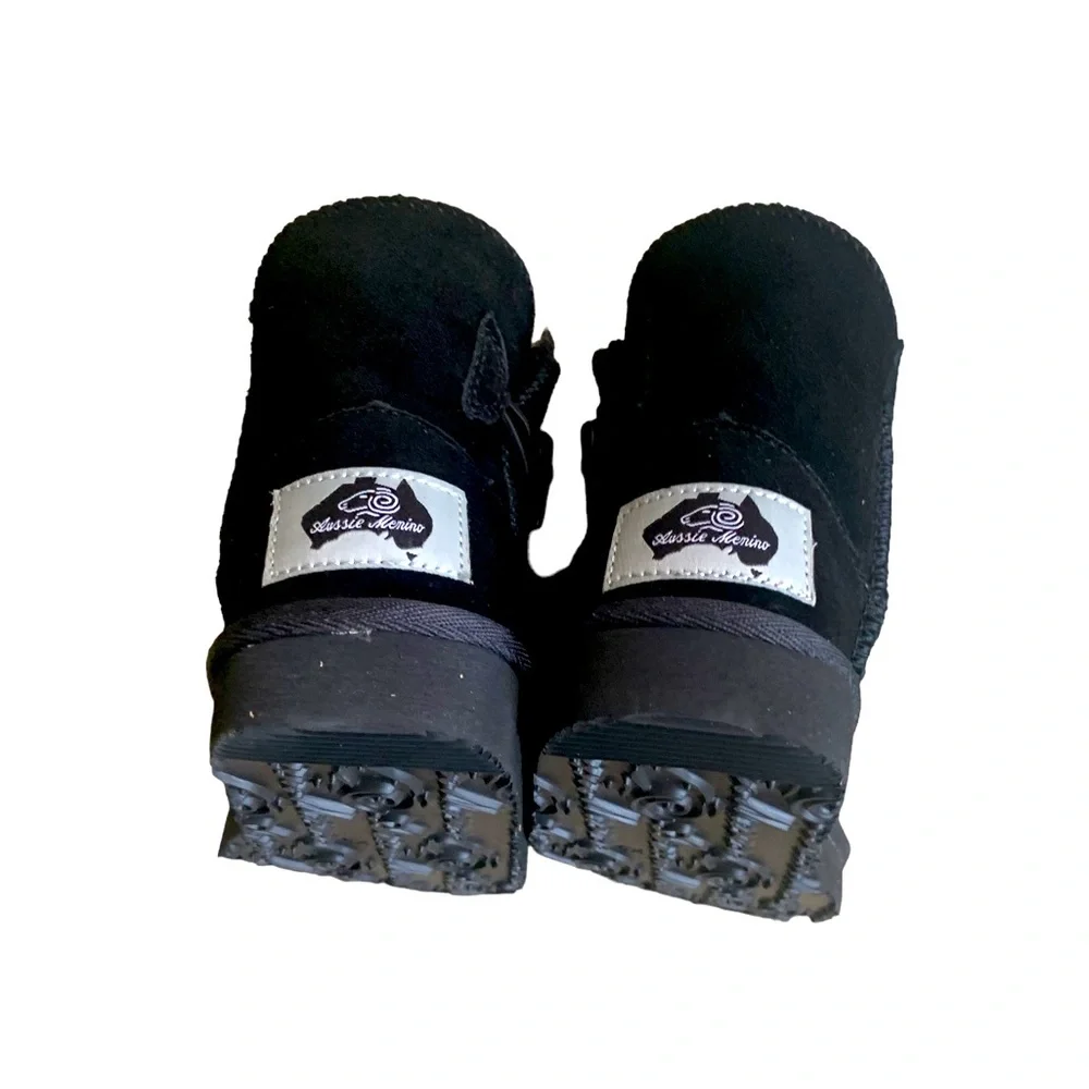 Aussie Merino Suede Boots Kids Color Black Size K9